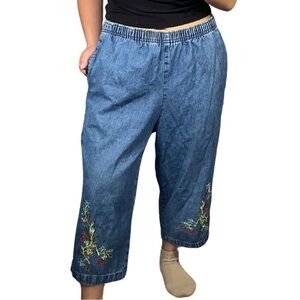Embroidered Denim Capri Pants